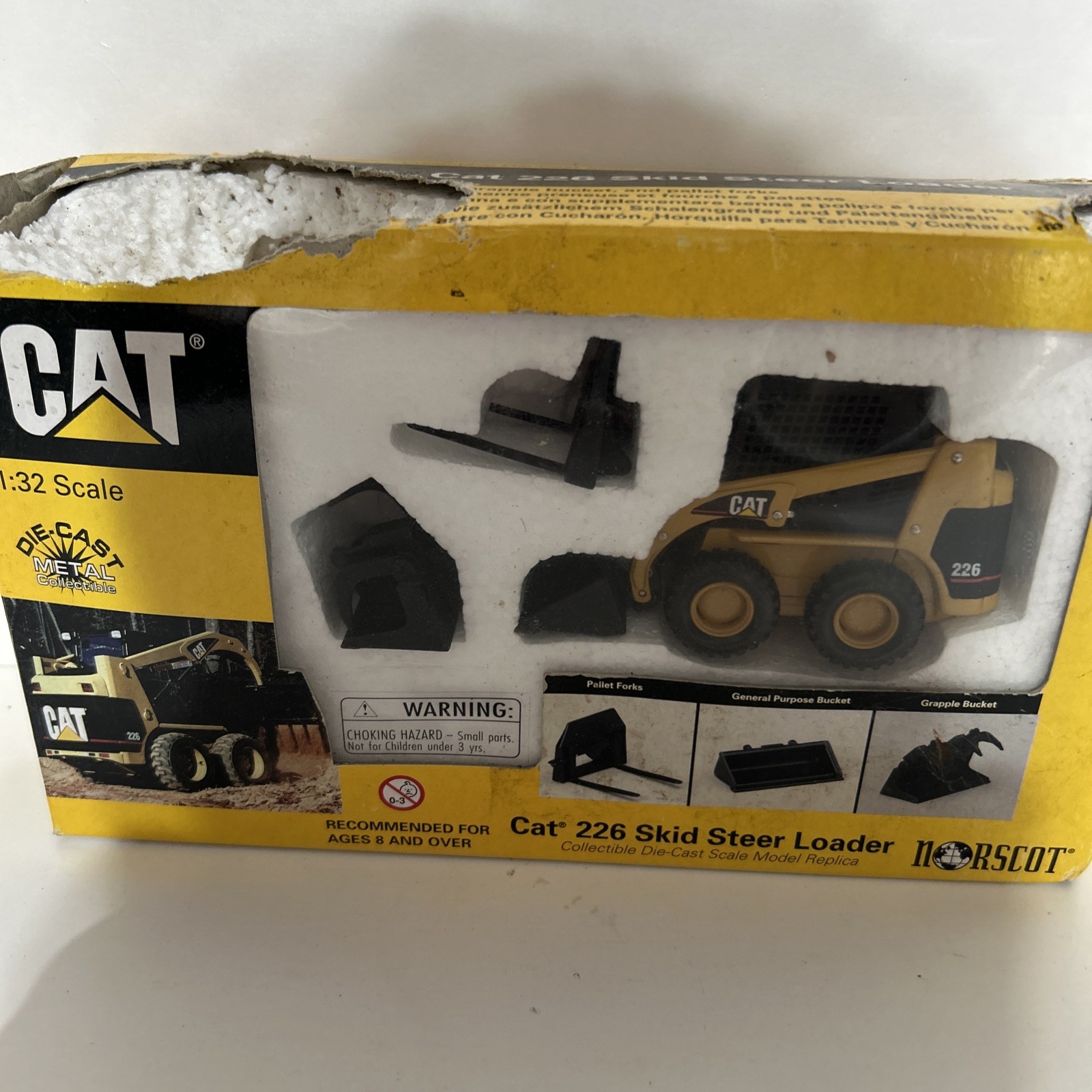 Norscot CAT 226 Skid Steer Loader With Forks, Bucket & Grapple 1:32 box 1
