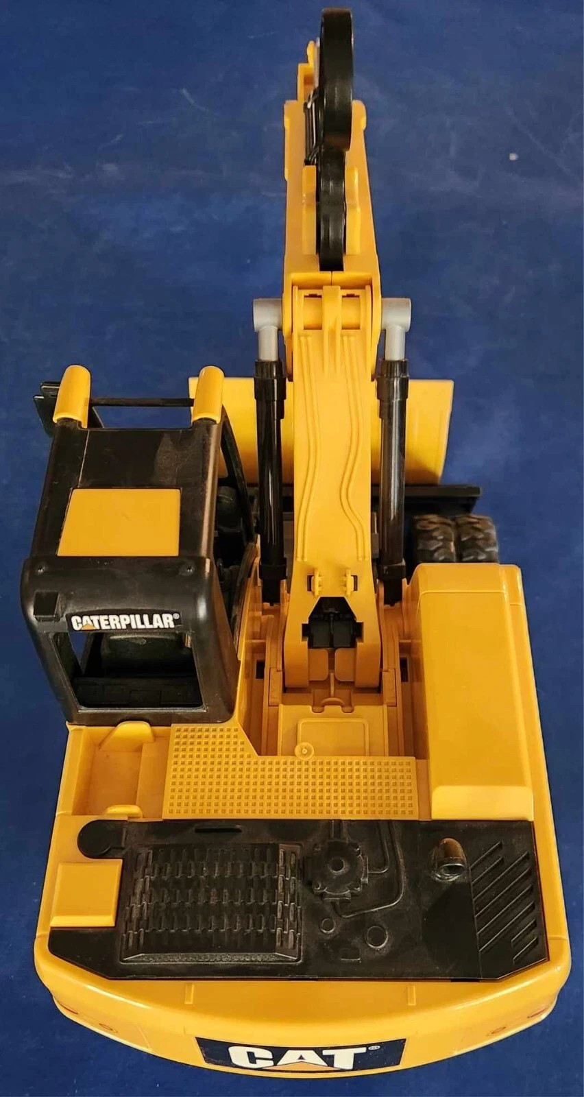 Vintage 2006 1/16th Caterpillar Wheel Excavator (Plastic) by Bruder 02446