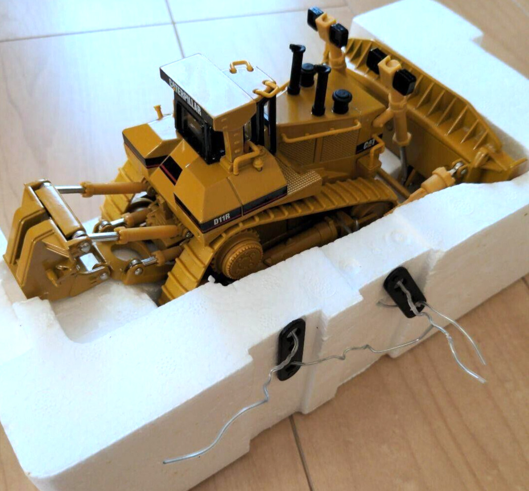 Cat D11R Track-Type Tractor without box