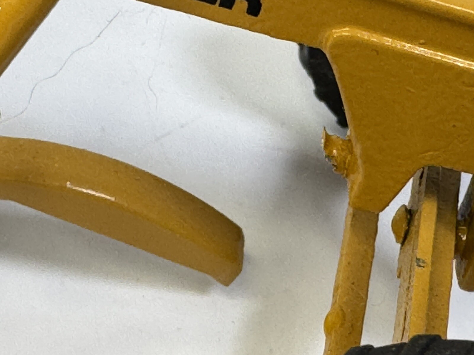 Preowned Dresser A450E Grader – 1/50 – Minimac #M-9.1, Needs Repairs