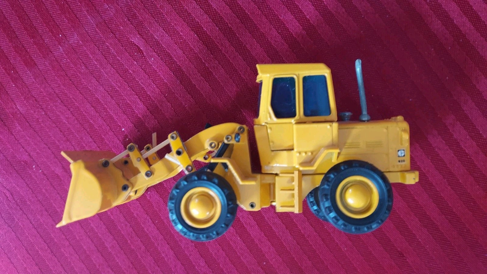VTG JOAL Front End Loader- 1:50 -No. 214 – Yellow