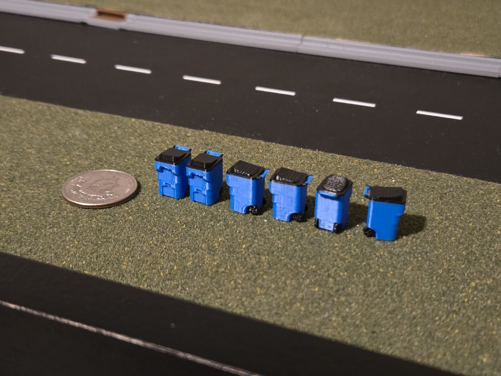 1/87 Scale Trash Bins *6 Pack* in Light Blue