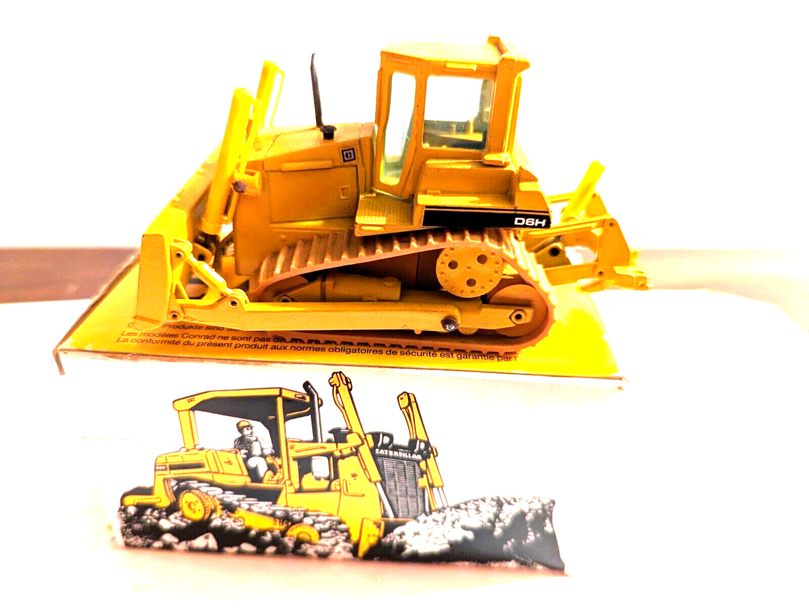 Conrad Caterpillar D6H Track-Type Tractor