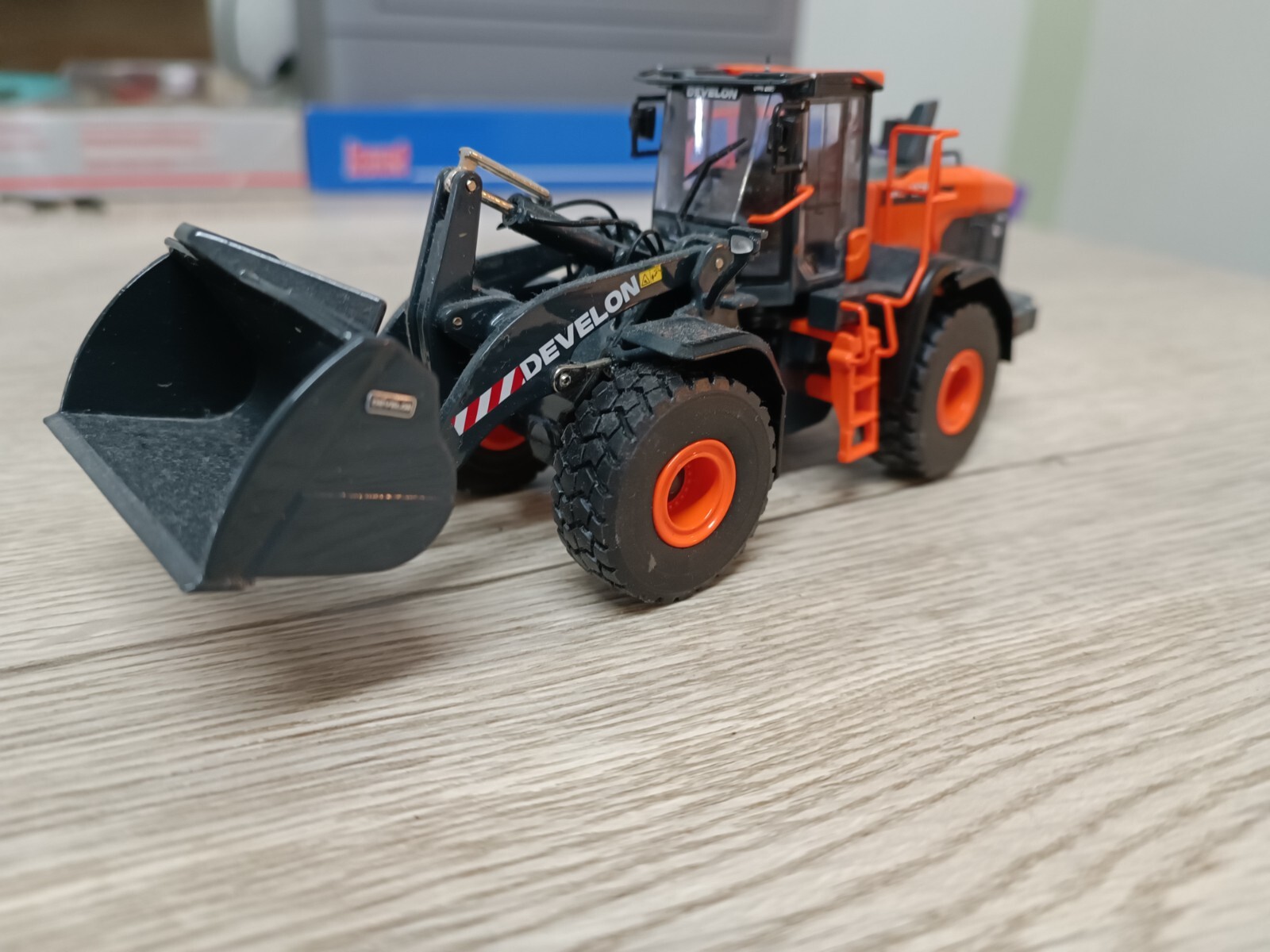DEVELON DL 420 IMC Models Loader