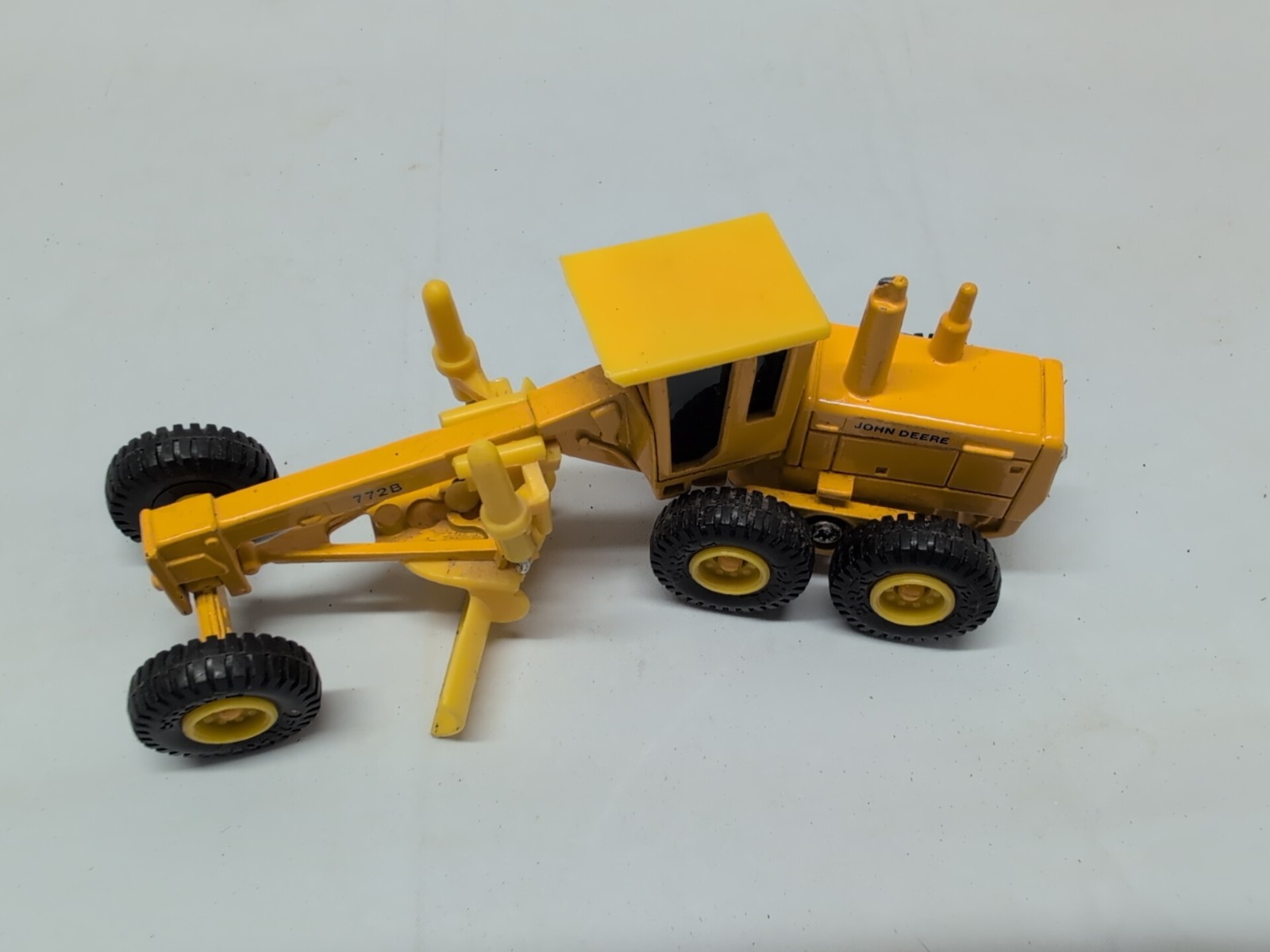 ERTL John Deere 772B Road Grader 1:64 Scale Good Condition VTG Loose