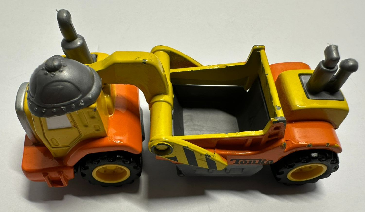 Maisto Tonka Lil’ Chuck & Friends Earthmovin’ Earl Tonka Maisto Hasbro 2003