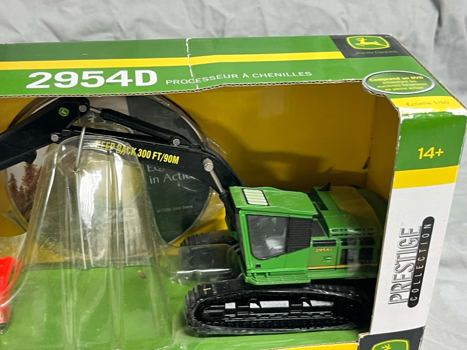 John Deere 2954D Tracked Forestry Processor Prestige Collection 1:50 NIB DVD