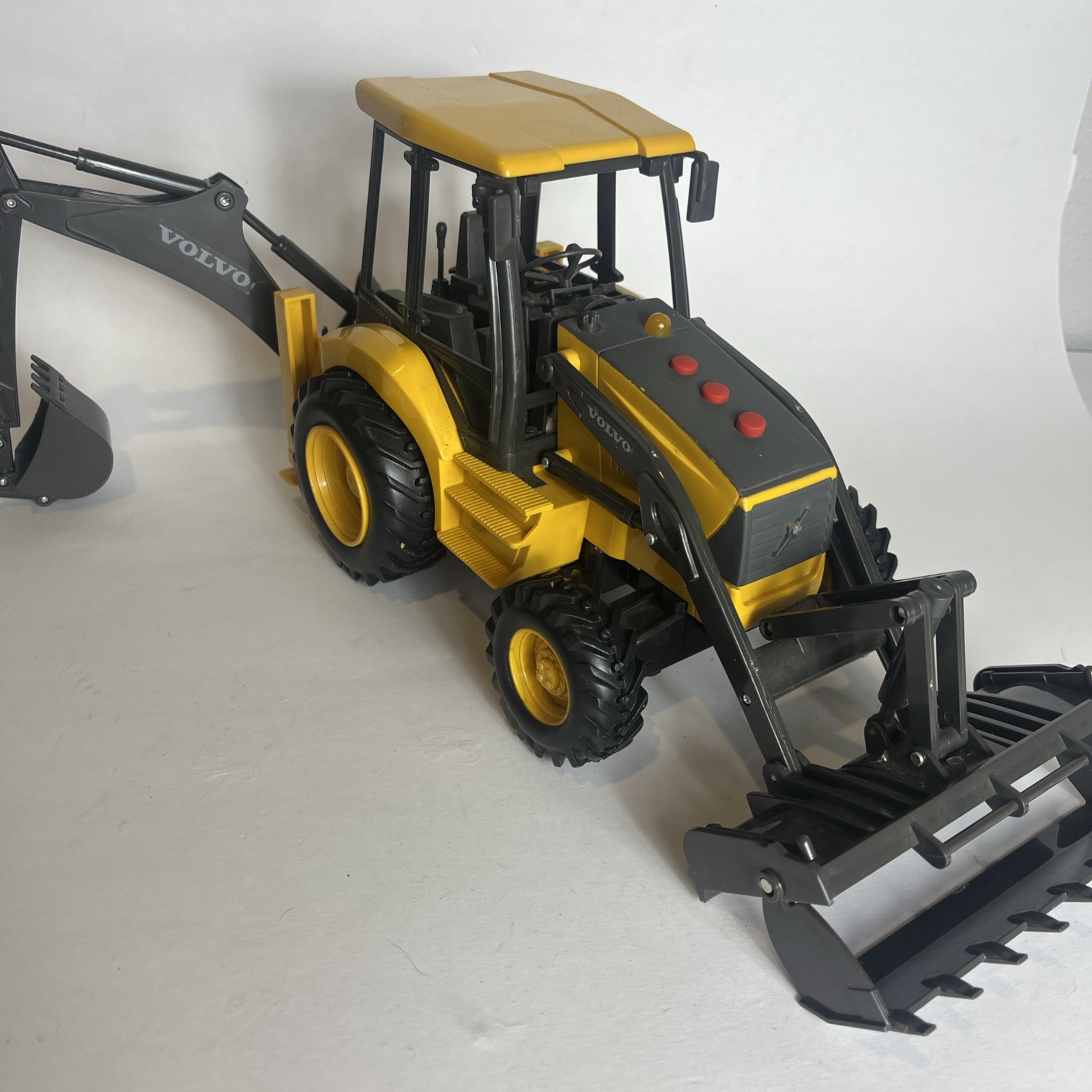 Volvo B71 Toy Backhoe Loader – Construction Vehicle – Realistic Toy New Ray