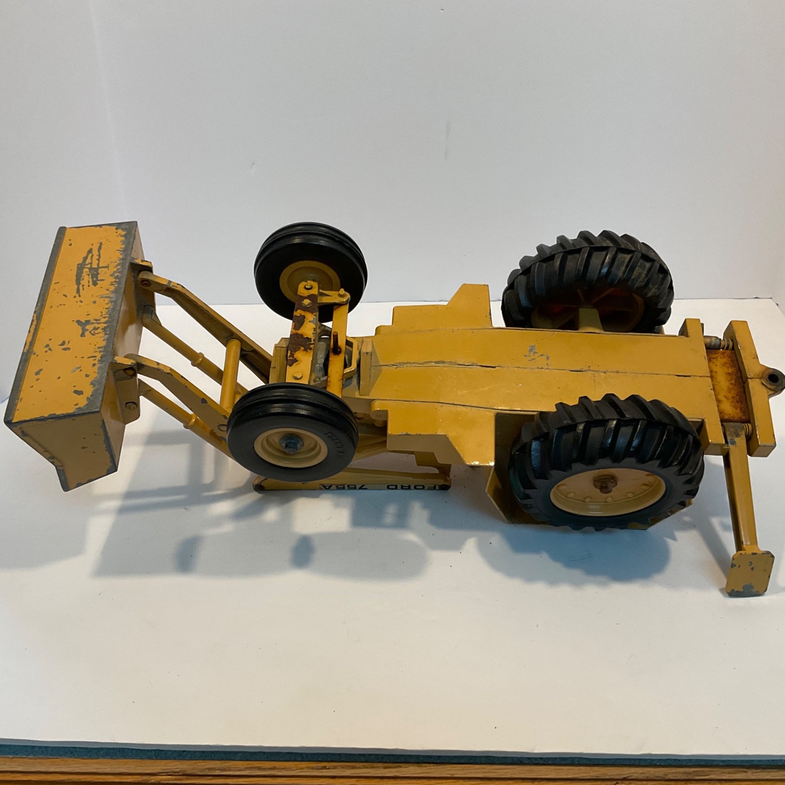 Vintage Ertl Ford 755A Backhoe Loader 1/12 for parts or restoration.
