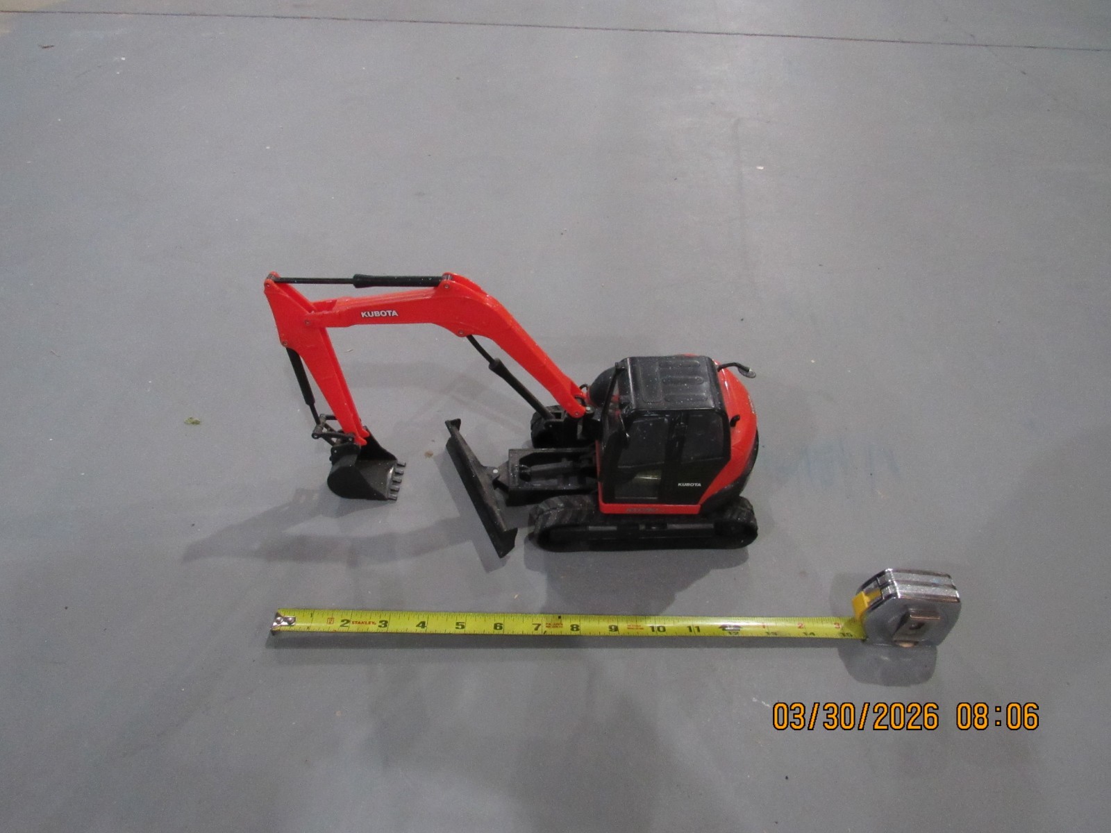 Toy Kubota KX080-4 Working Excavator in Nice shape
