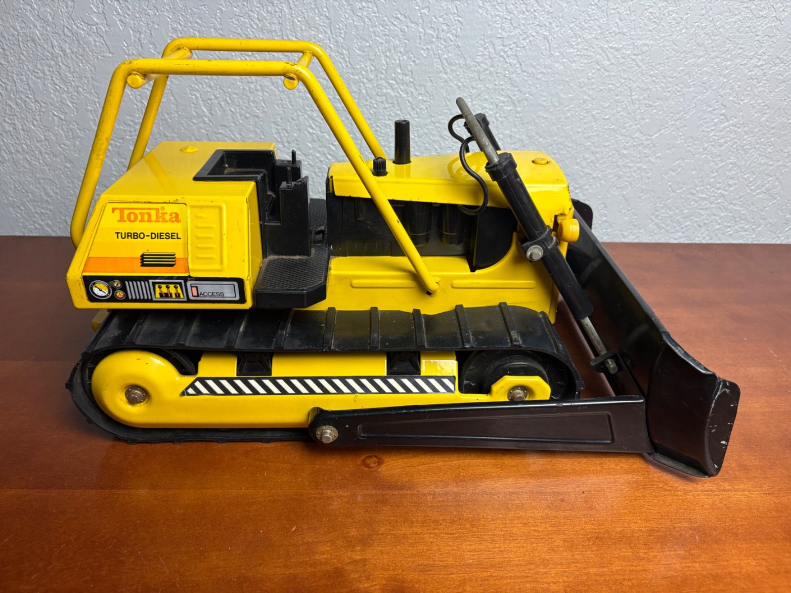 Vintage 80’s turbo diesel Bulldozer Pressed Steel Approx 17 inches Long