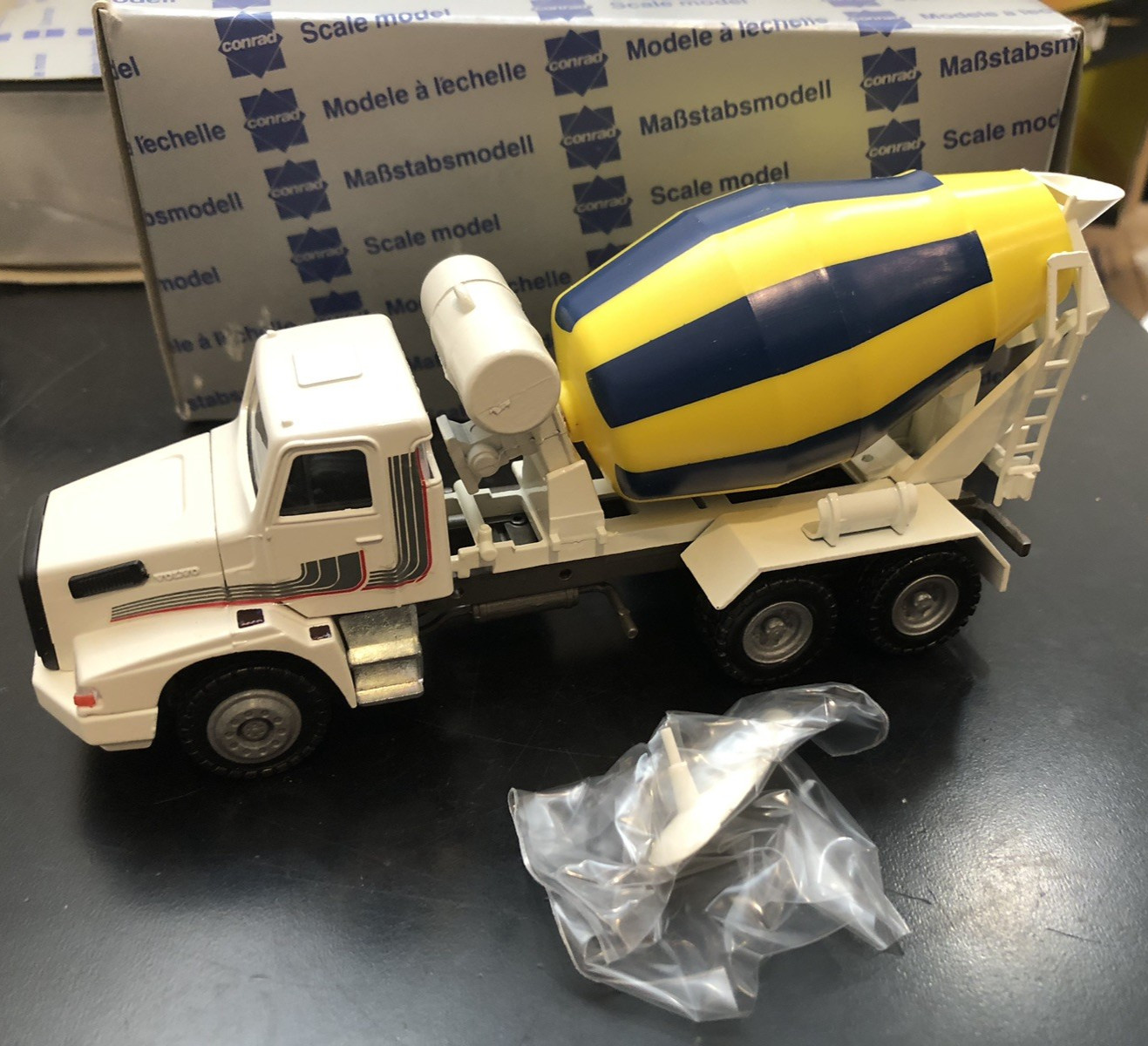 Conrad #3744 Volvo Truck Cement Mixer 1:50 – Diecast Model Boxed