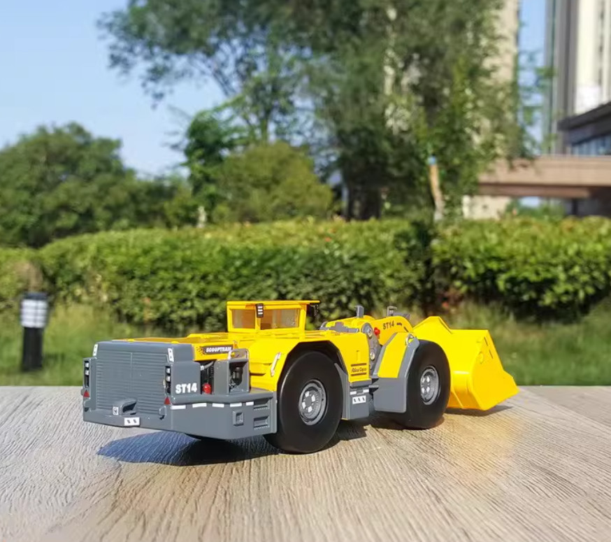 1:50 Atlas copco Tunnel Scraper Loader Construction Machinery Diecast Model