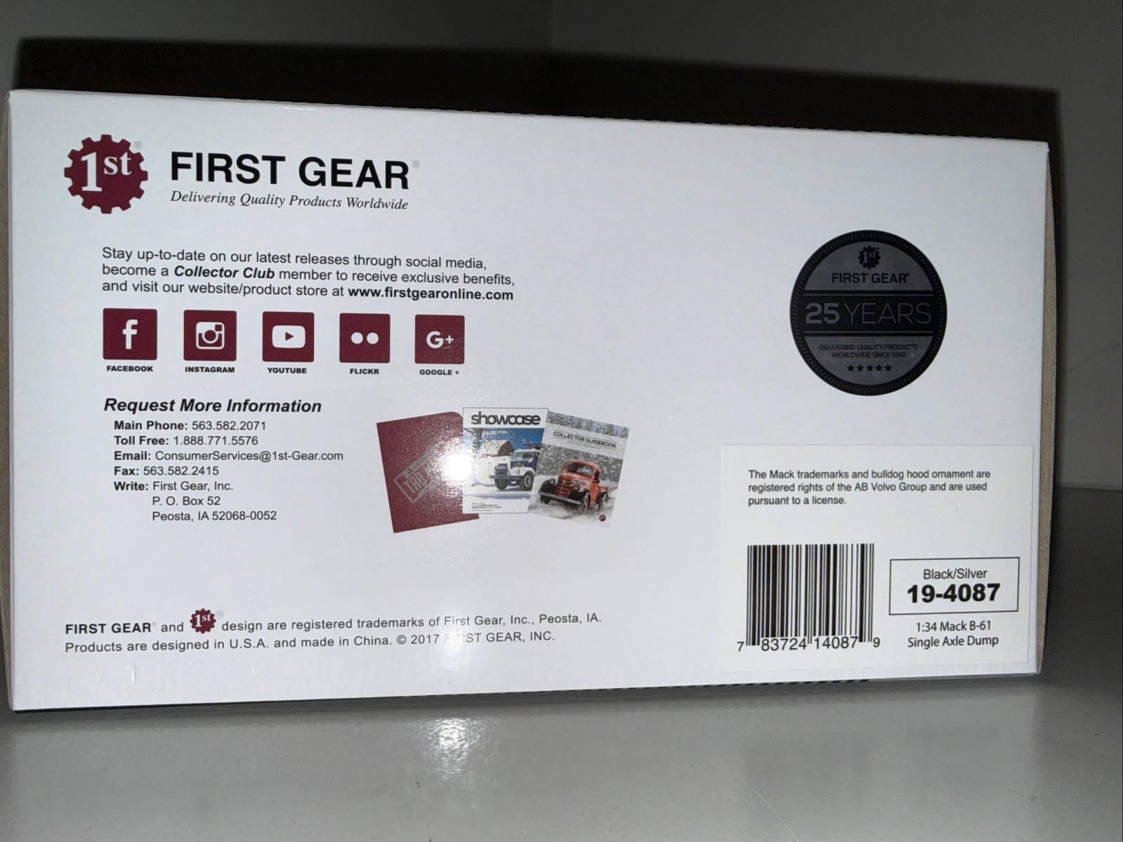 First Gear 1960 B-61 Model Mack Short Single Axle Dump Truck 1/34 19-4087 1/720