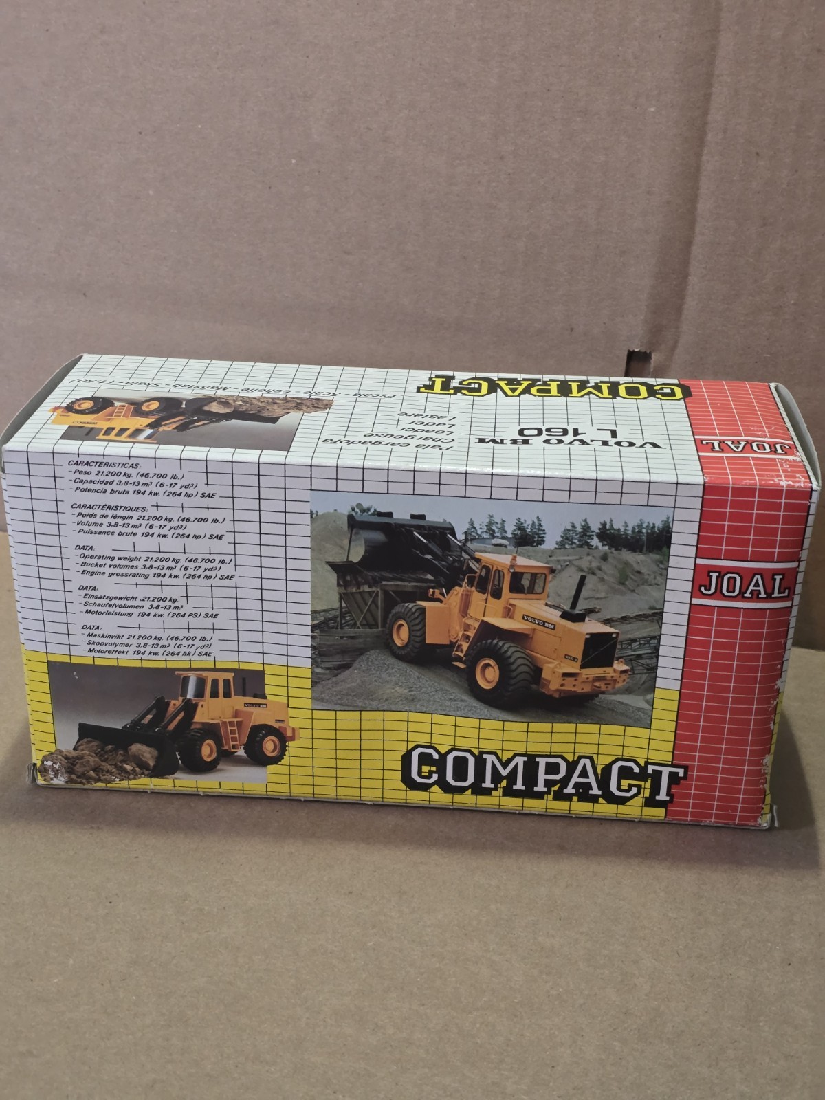 JOAL 227 Volvo BM L160 Wheel Loader 1:50 Scale