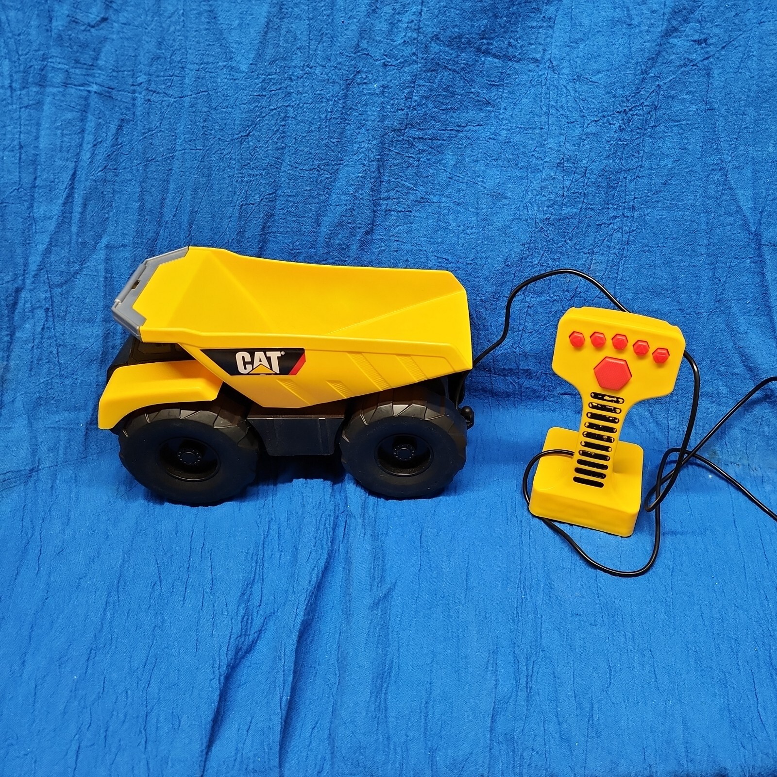 Toy State Cat Caterpillar Dump Truck wire remote Sounds dumps drives SEE VIDEO