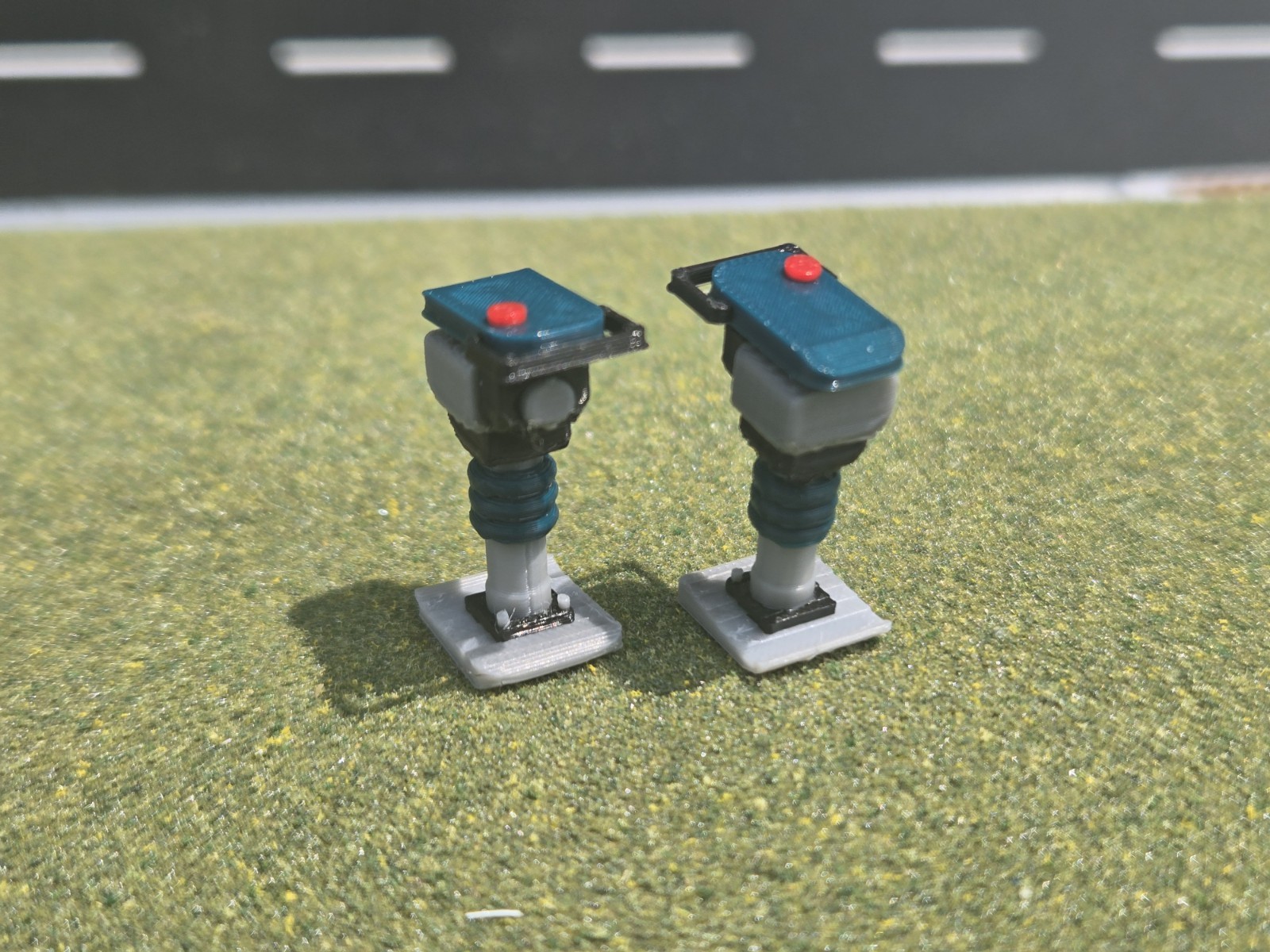 1/50 Scale 3D Vibratory Rammer/Jumping Jack Dark Green *2 Pack*