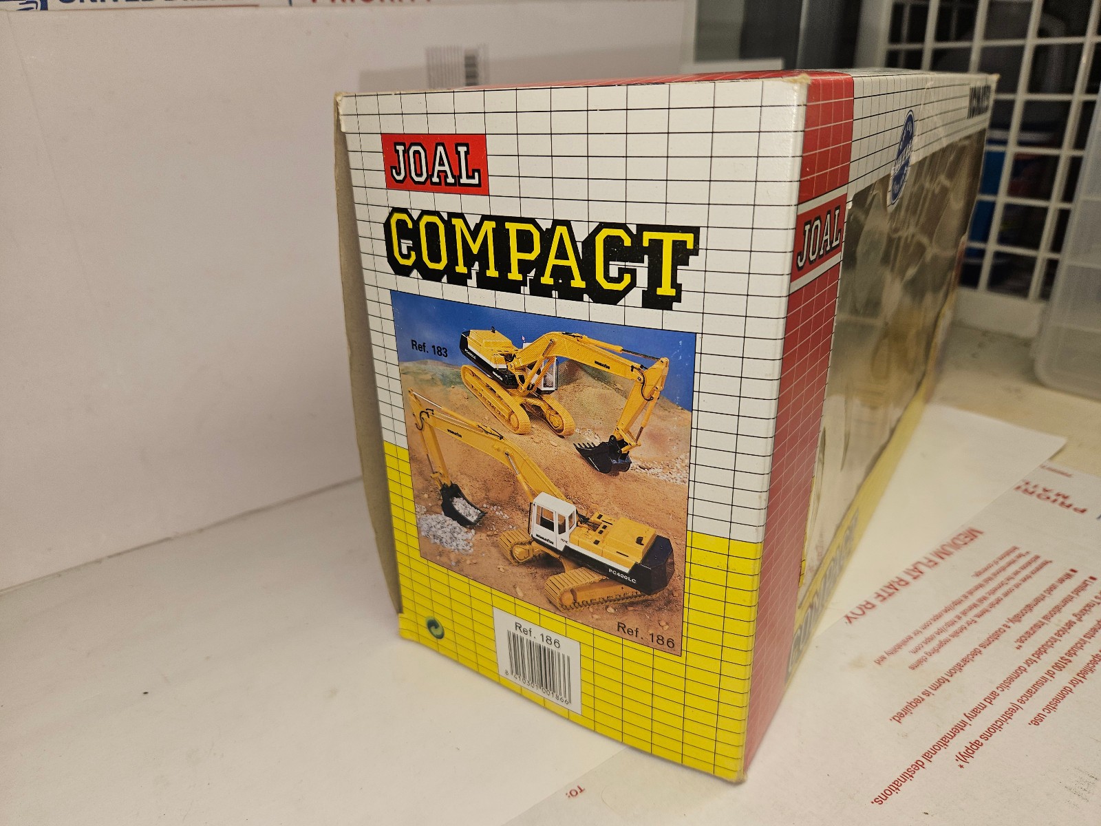 1/32 JOAL KOMATSU EXCAVATOR PC 400LC-5 NEW IN NICE BOX