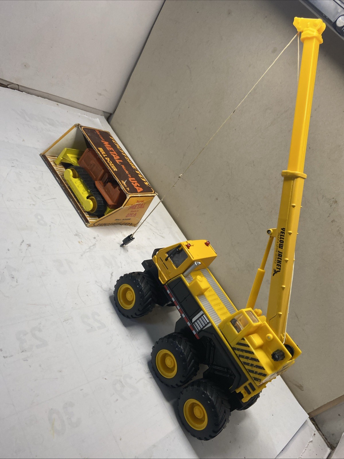 Vintage Tootsie Toys Diecast Bulldozer In Original Box Unplayed And Crane