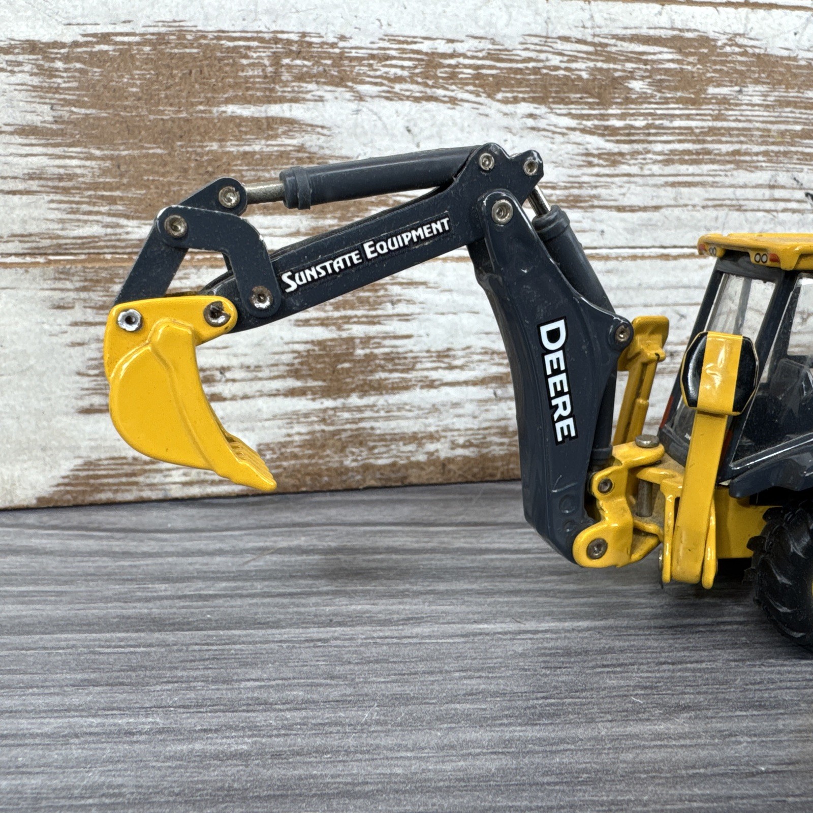 John Deere Ertl Diecast 1/50 Scale Yellow 310 SK Backhoe Loader Construction