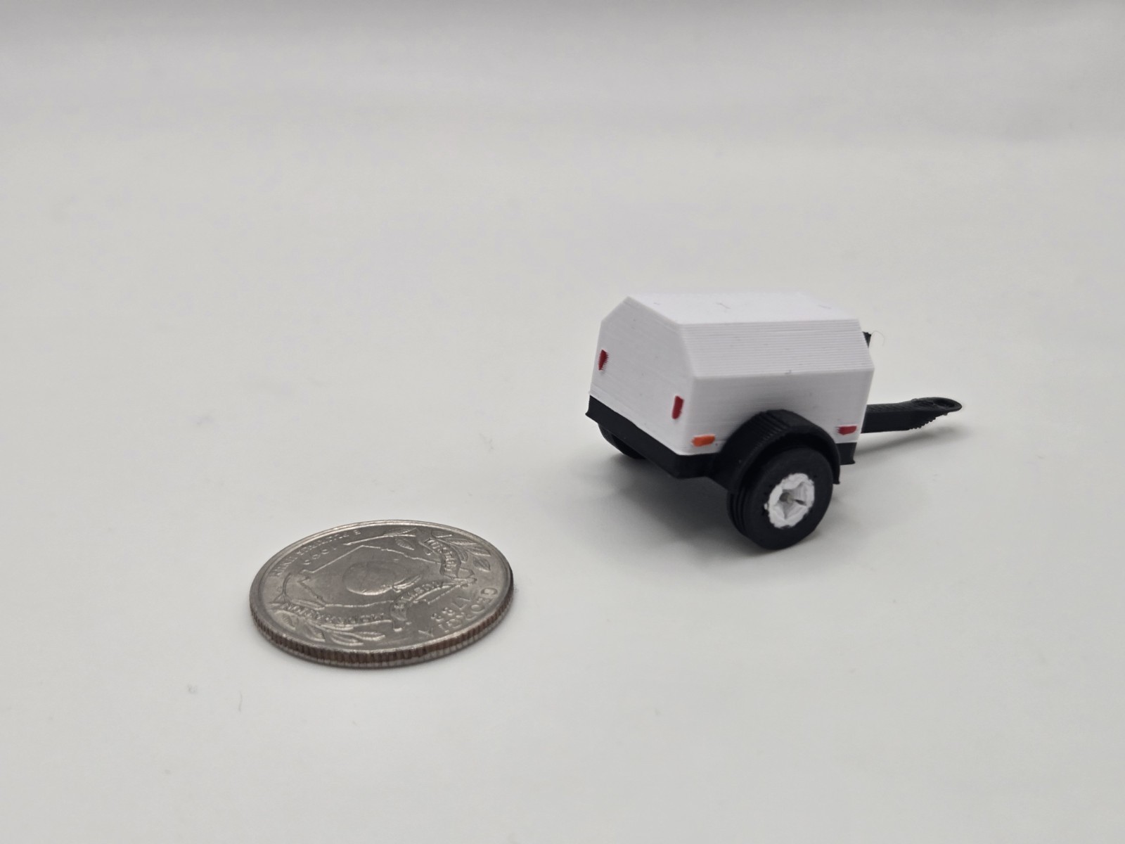 1/64 Scale Small Towable Generator in White