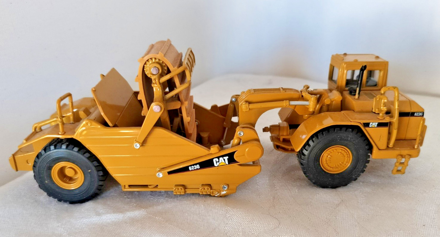 Norscot Caterpillar 623G Elevating Scraper 1:50 Yellow Diecast Metal Vehicle