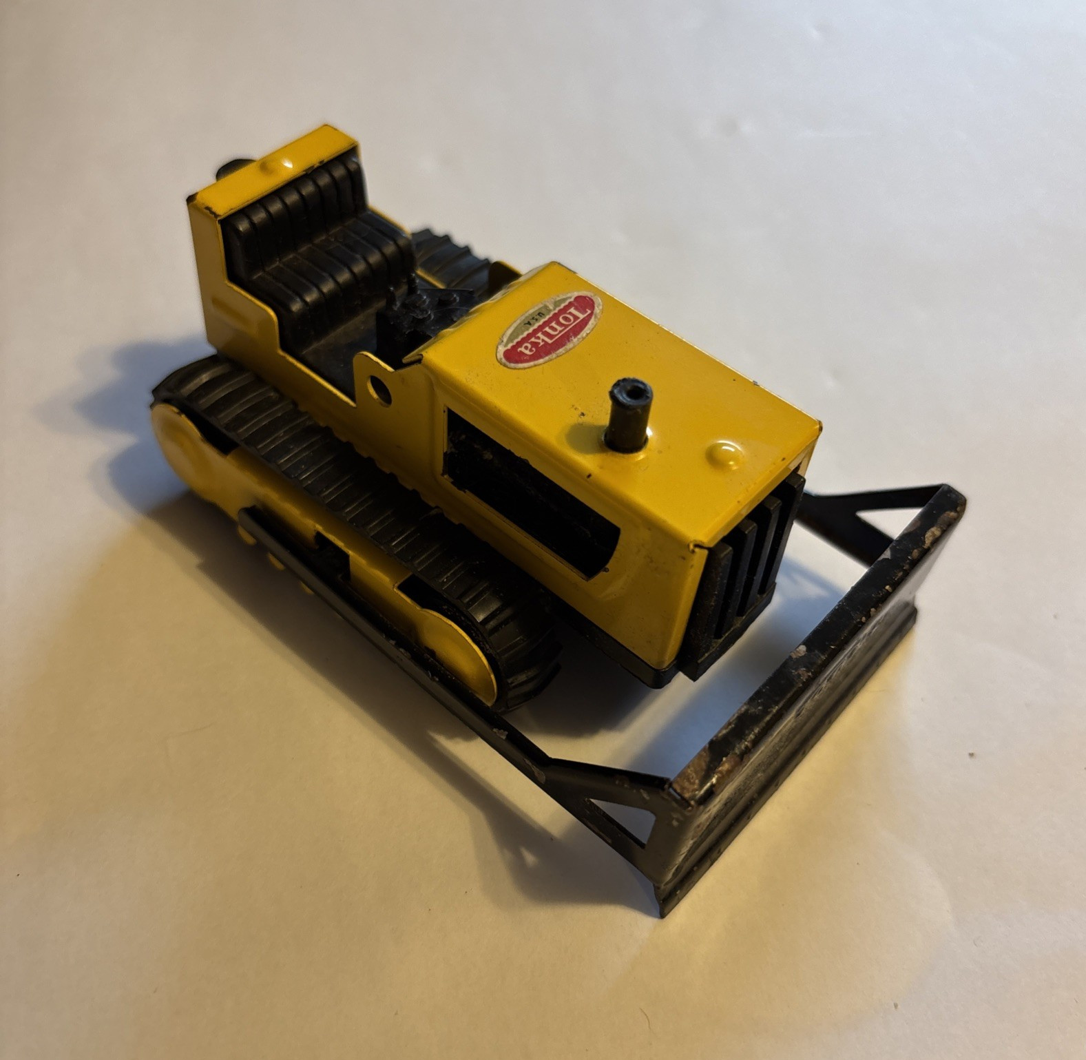 Vintage 1970’s Tonka Yellow Mini Bulldozer Earthmover Tractor Die-Cast Metal 4″