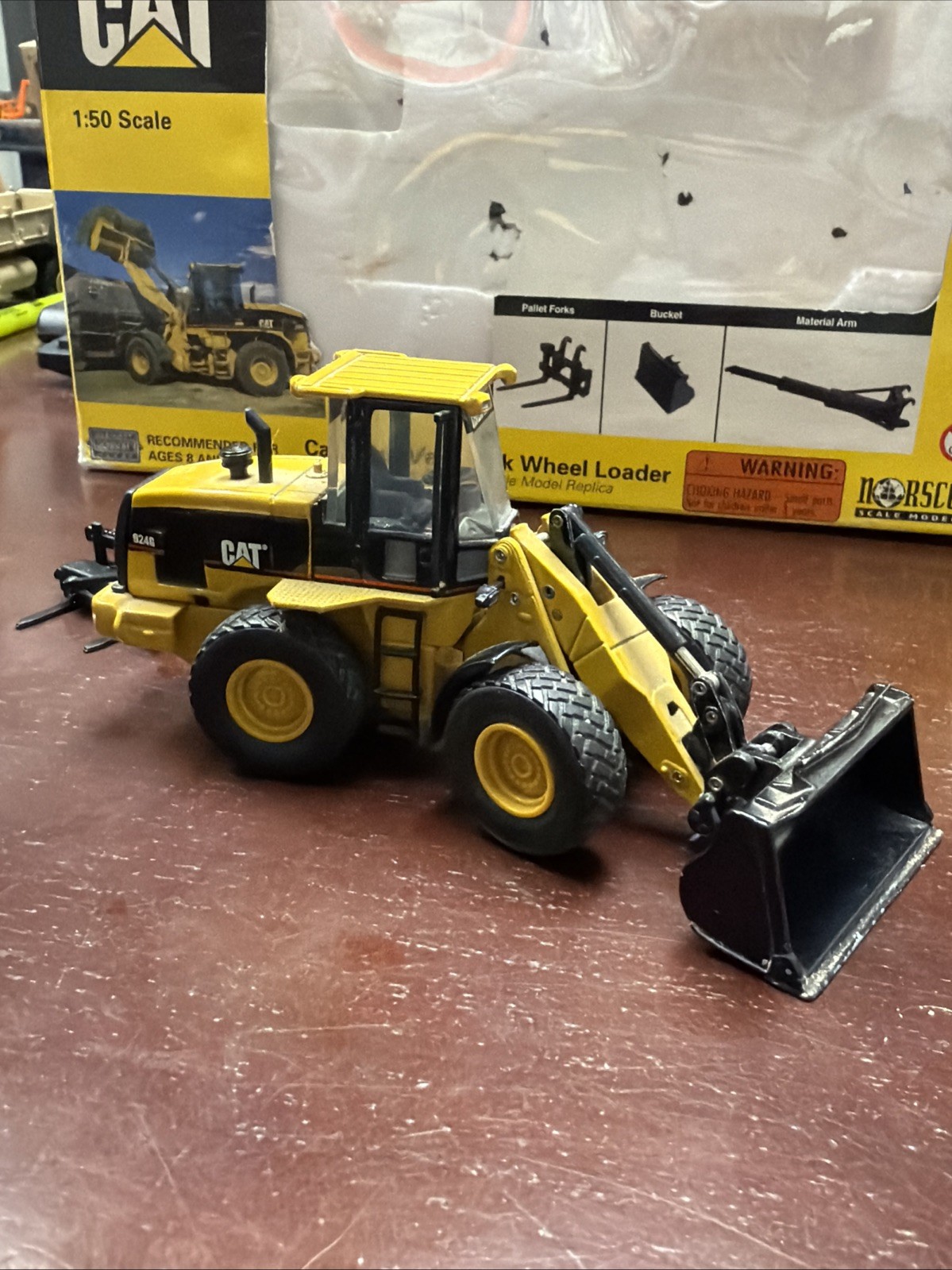 1:50 CAT 924G VeraLink Wheel Loader Diecast-Norscot