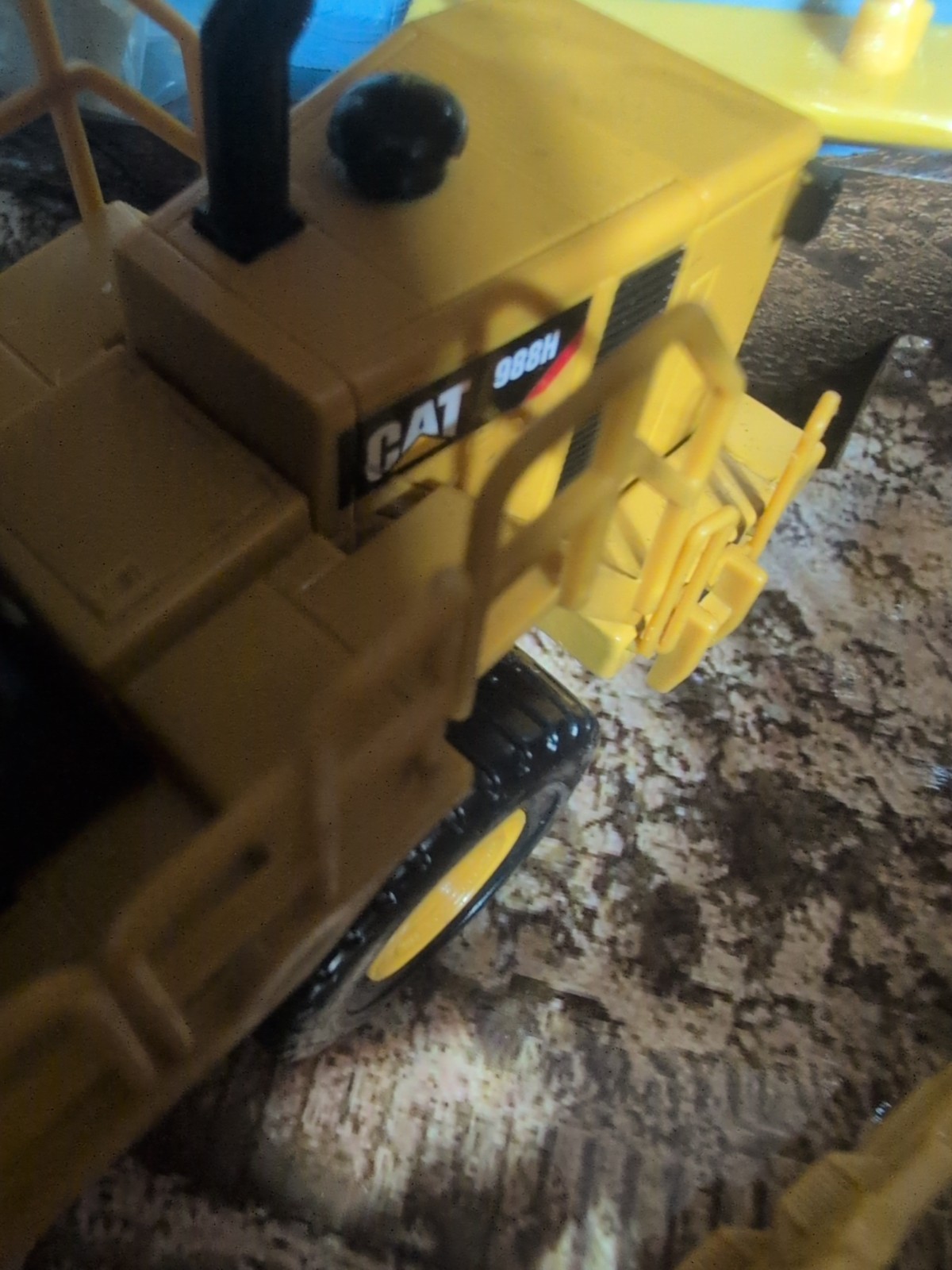 CAT Caterpillar 988h Wheel Loader & Dozer D11T set of 2