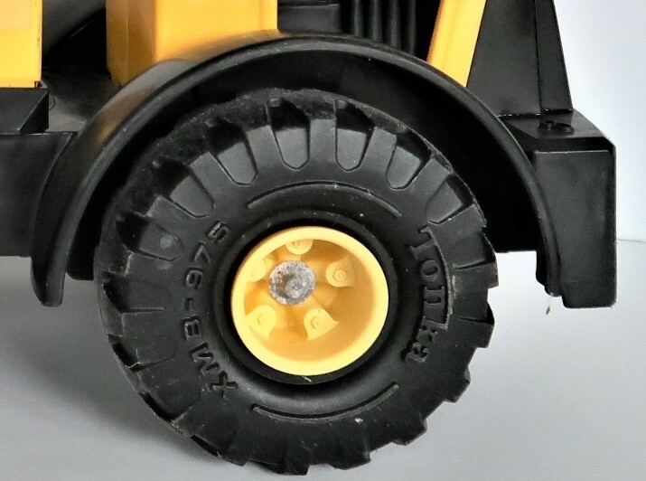 Tonka “Mighty 728” Front End Loader Hasbro 1999