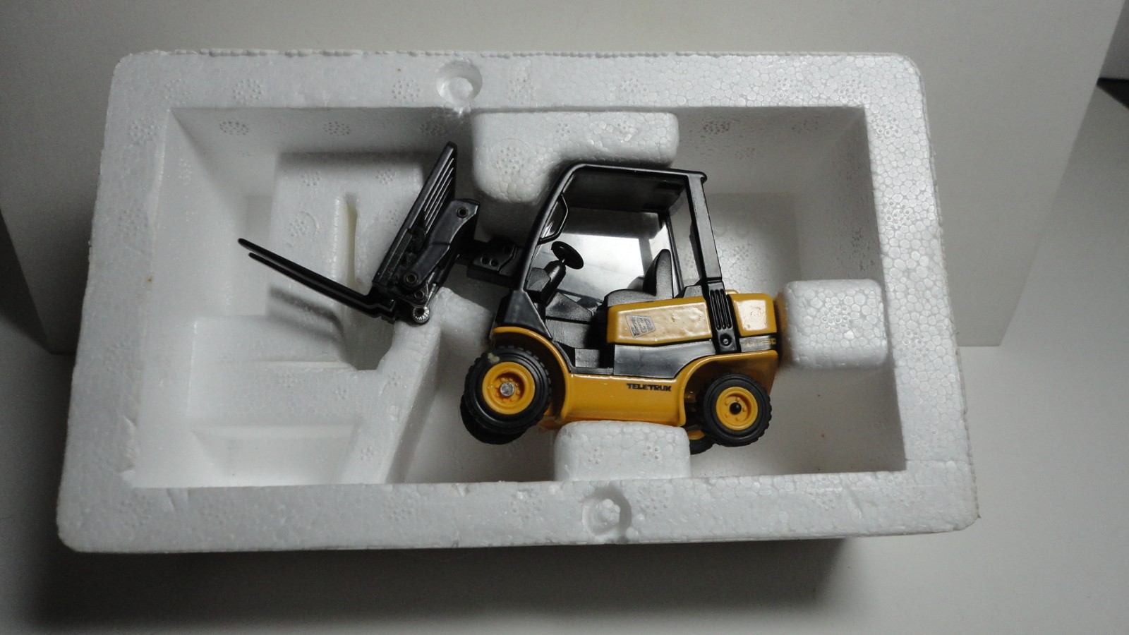 Joal Die-Cast Metal 1:35 Scale Forklift/JCB #267/Used With Box/Great Gift!