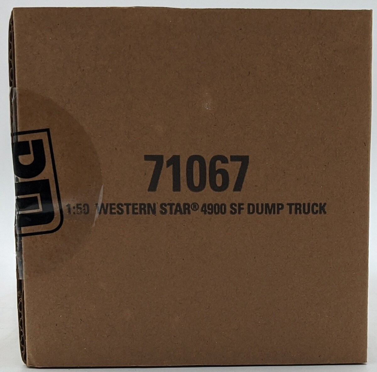 DieCast Masters 71067 1:50 Western Star 4900 SF Dump Truck w/Red Cab & Dump Body