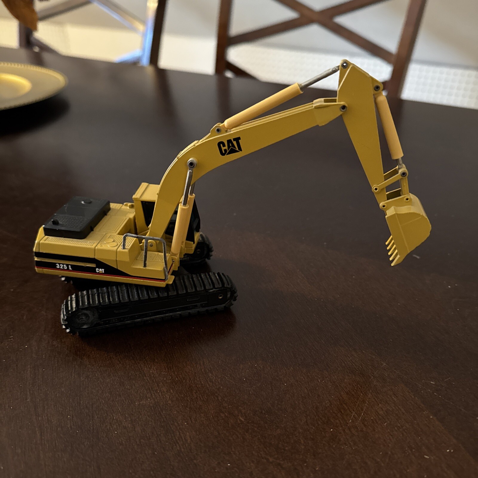 Caterpillar Cat 325 L Excavator – NZG 1:50 Scale Diecast Model #367