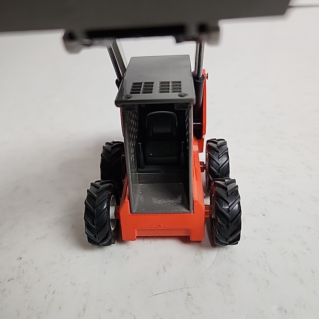 JOAL 150 Scat Trak 1300D Skid Steer Loader 1/32 Die-Cast