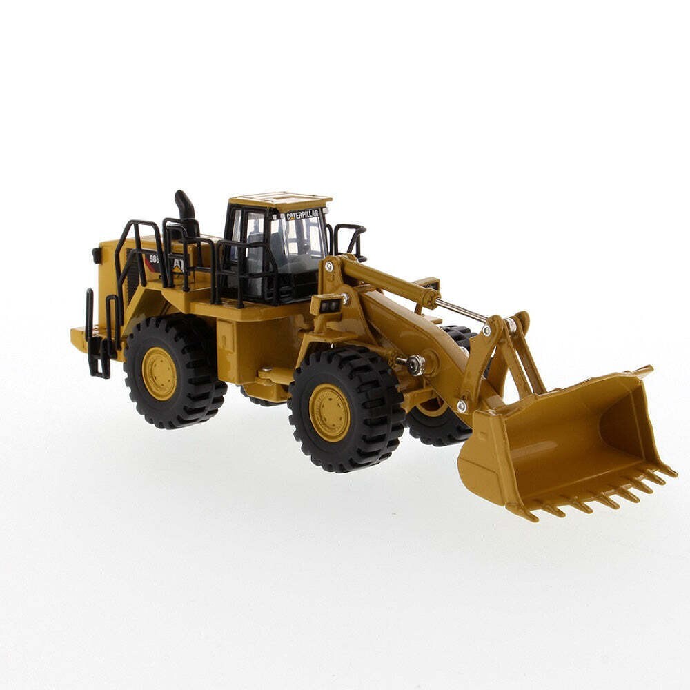 Caterpillar Cat 988H Wheel Loader 1:64 Scale Diecast Masters 85697