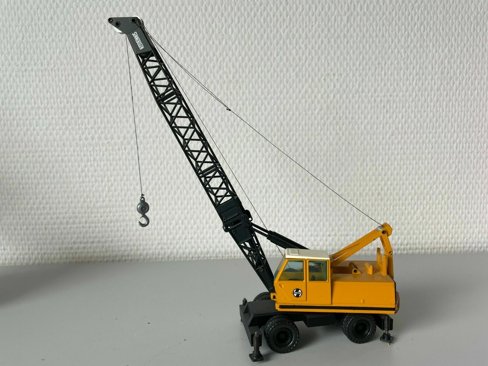 NZG Sennebogen Mobile crane EXTREMELY RARE