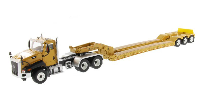 Diecast Masters 1/50th Scale CT660 Day Cab Tractor + XL120 LowProfile HDG Traile