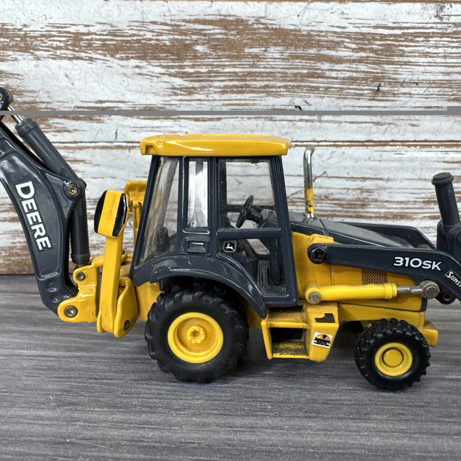 John Deere Ertl Diecast 1/50 Scale Yellow 310 SK Backhoe Loader Construction