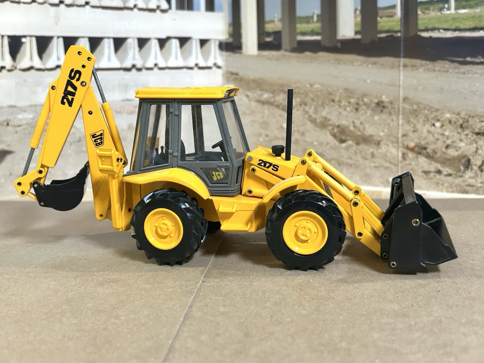 Joal Precision Diecast 1/35 Scale JCB 217S 4x4x4 Backhoe-Loader w/ Original Box!