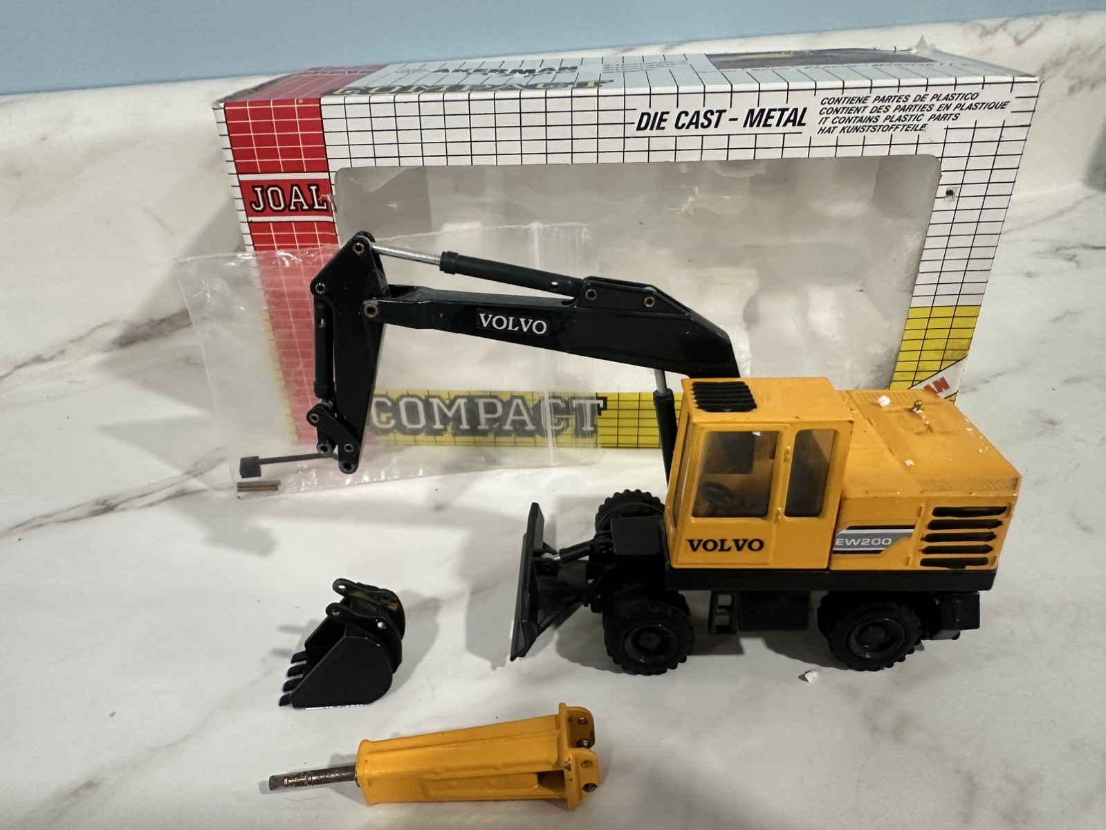 Joal 1/50 Scale Custom Volvo EW200 Wheel Excavator w/Bucket & Hydraulic Hammer