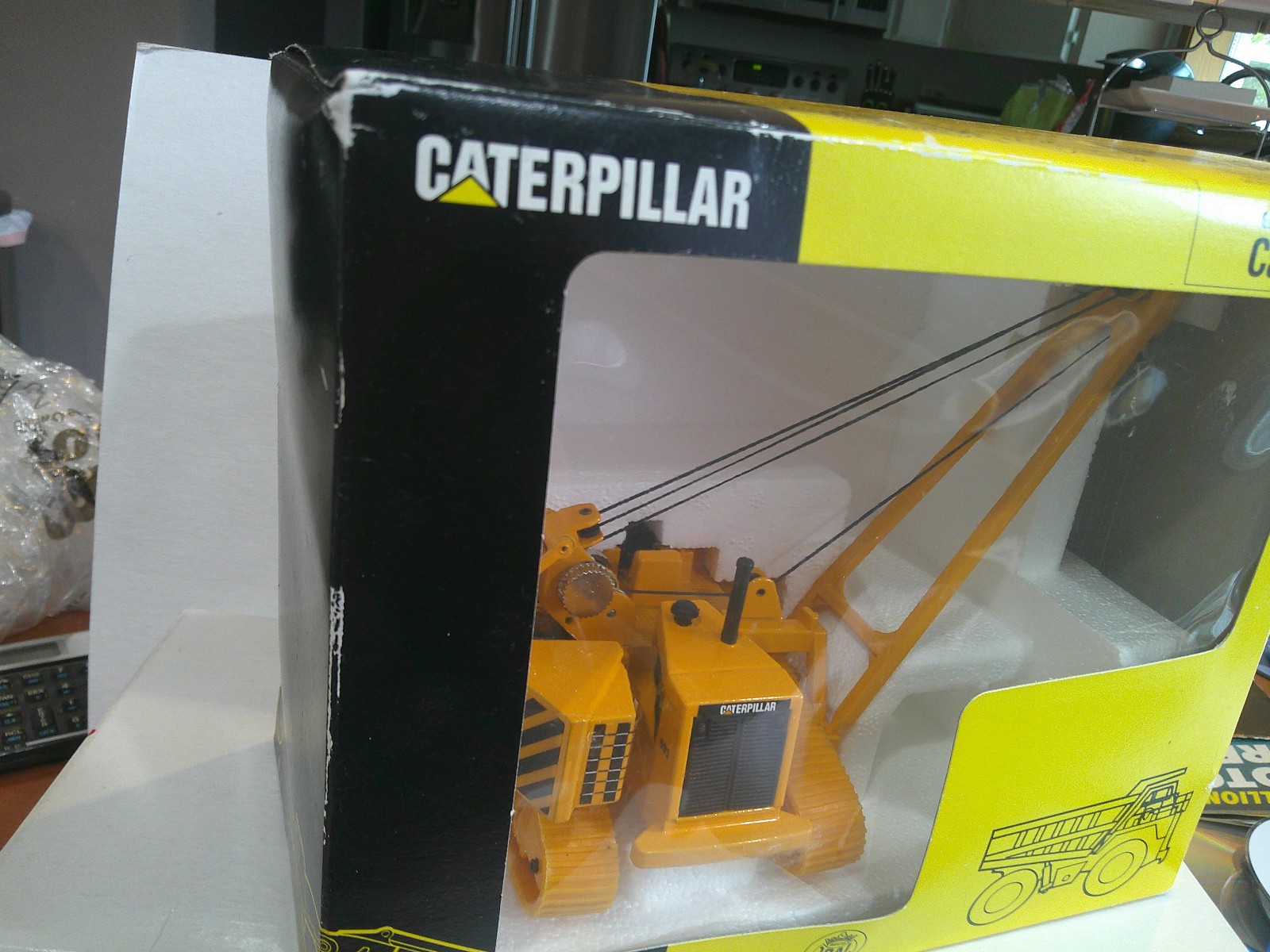 JOAL Caterpillar CAT 591 Pipelayer #224 1:50 scale Fair Box
