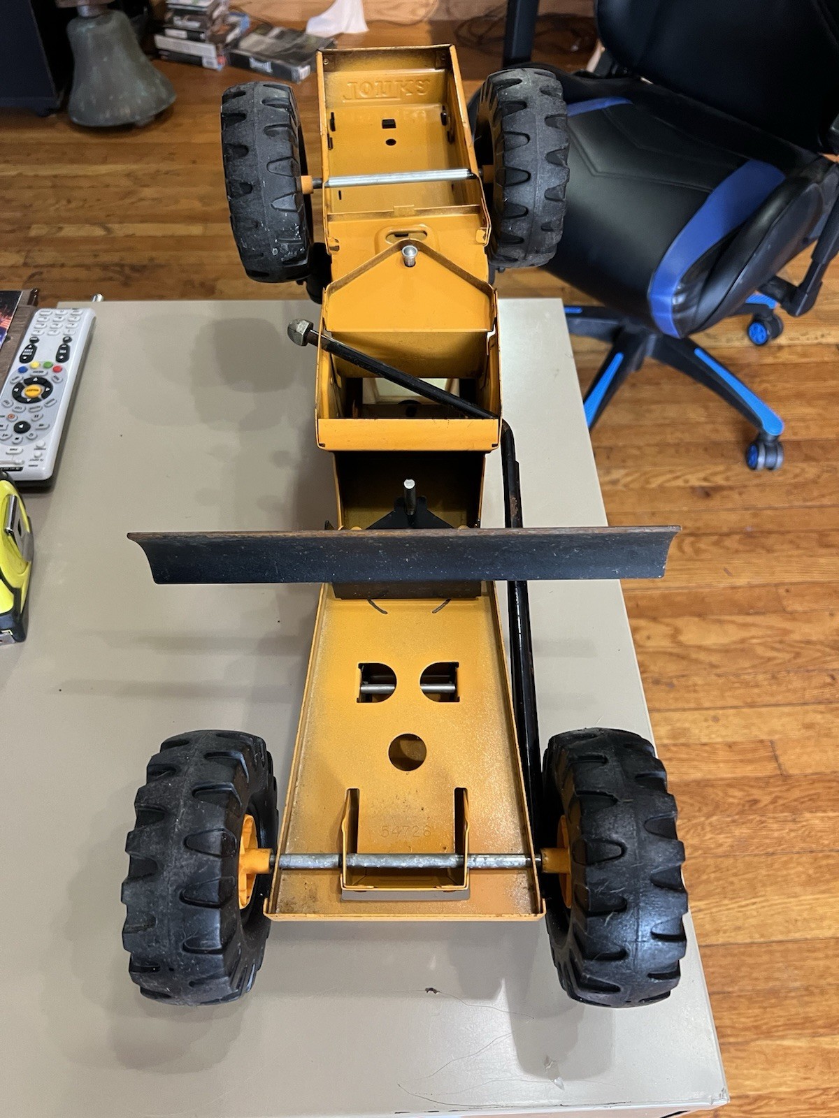 1974-75 Mighty Tonka Grader with side blade orange played with condition