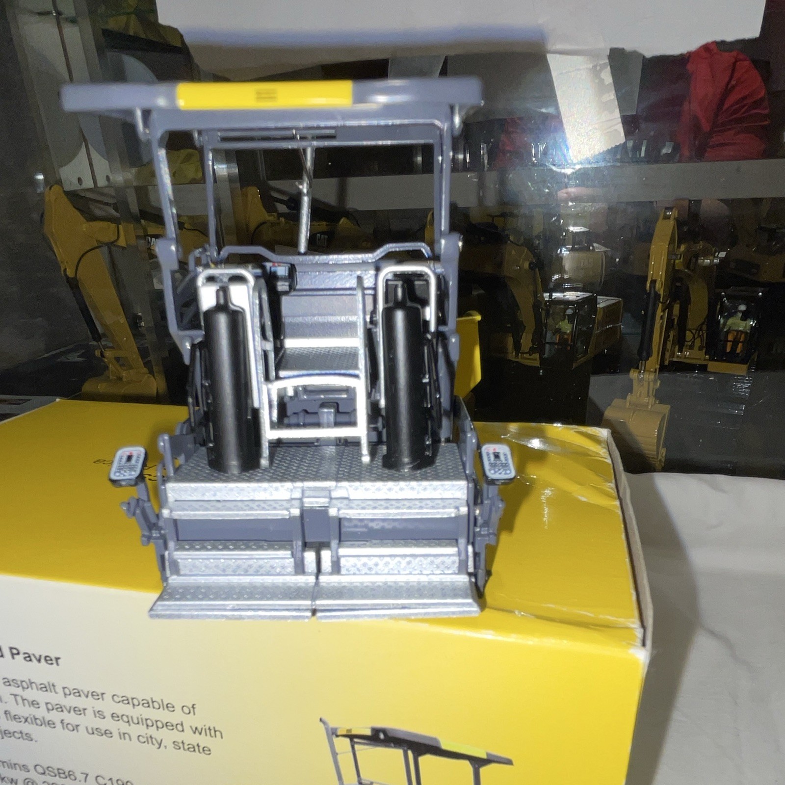 Atlas Copco Dynapac SD2500CS Tracked Paver Diecast 1:50 Yellow Gray LE