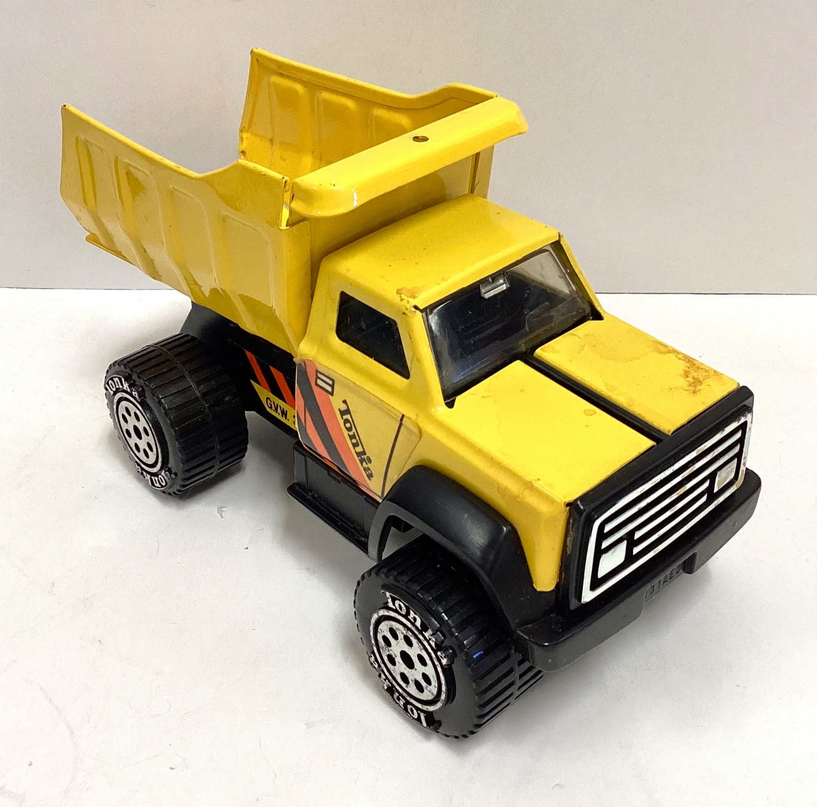 Lot of 4 Die-Cast Yellow TONKA Construction Toys, Loader, Dozer, etc. VTG