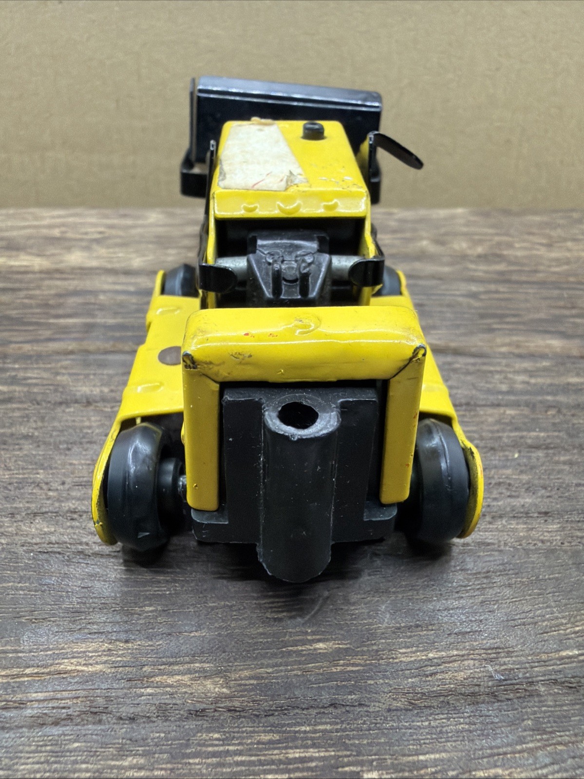 Vintage 1970’s Yellow Metal Tonka Bulldozer Front End Loader Toy – 5″