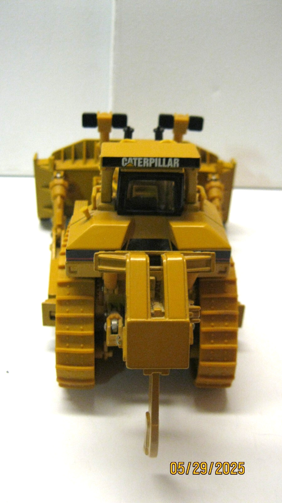 NORSCOT 1999 CAT D11R TRACK-TYPE TRACTOR 55025 1:50 DIECAST MODEL OPENED BOX