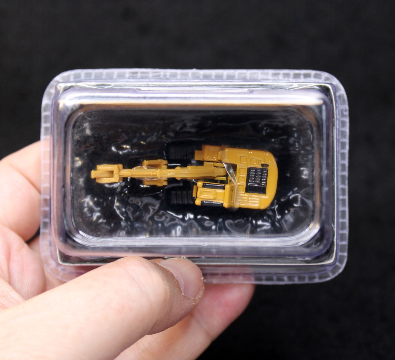 3x Micro Scale Diecast CAT Micro Constructors on Interlocking Landscape Bases