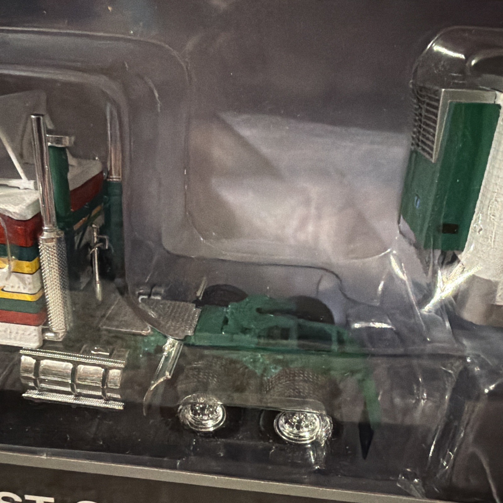 DCP 1/64 Scale Kenworth K100 COE Truck With 40′ Vintage Refrigerated Trailer T.I