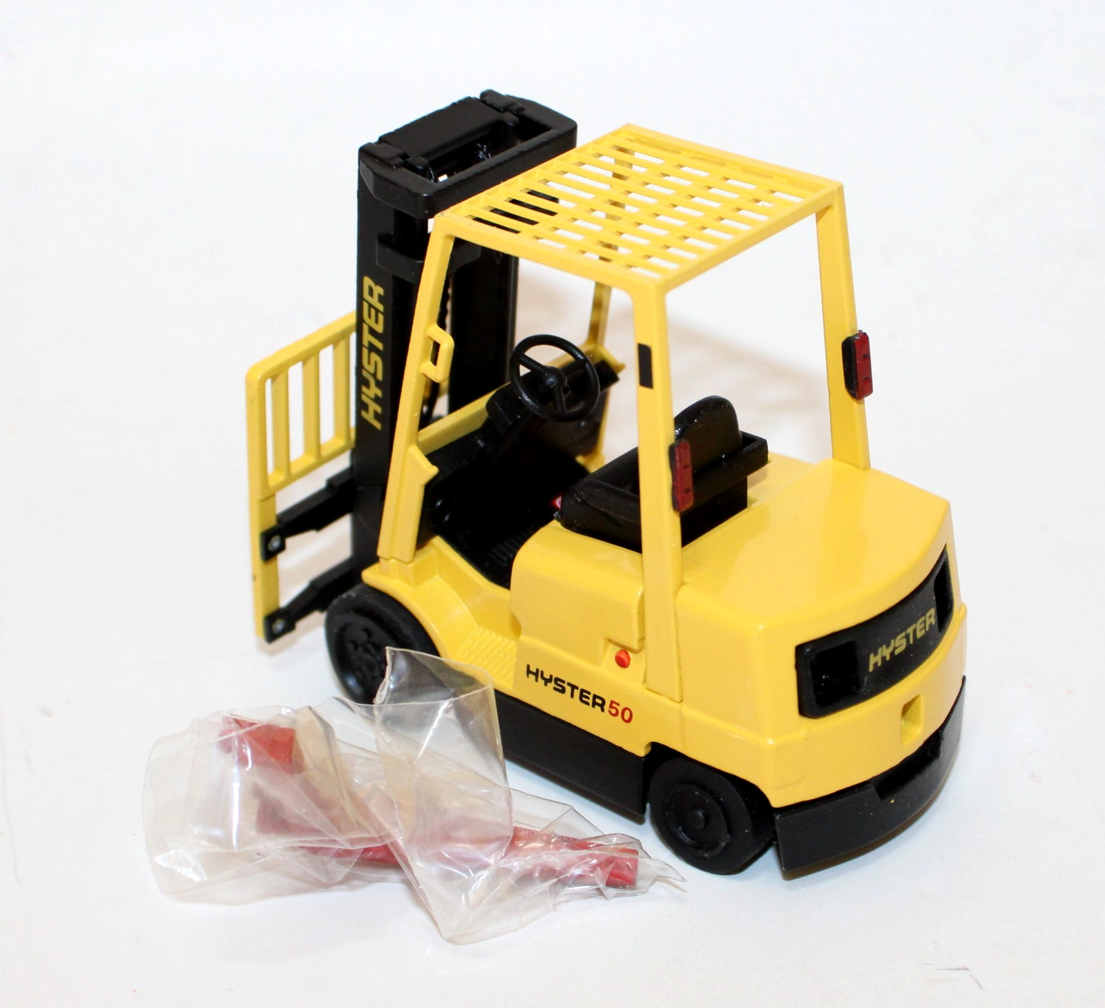 NZG 410 Hyster S50XM Forklift 1:30 MIB Germany