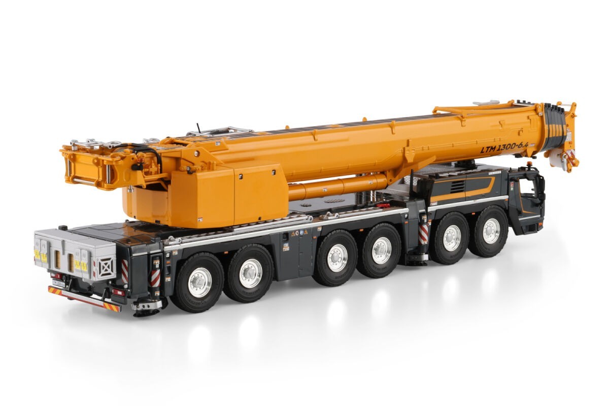 Liebherr LTM 1300-6.4 Mobile Crane with Jib – WSI 1:50 Scale Model #54-2017 New